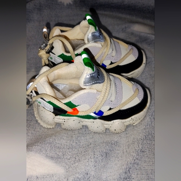 Toddler Boy Sneakers - Picture 4 of 4